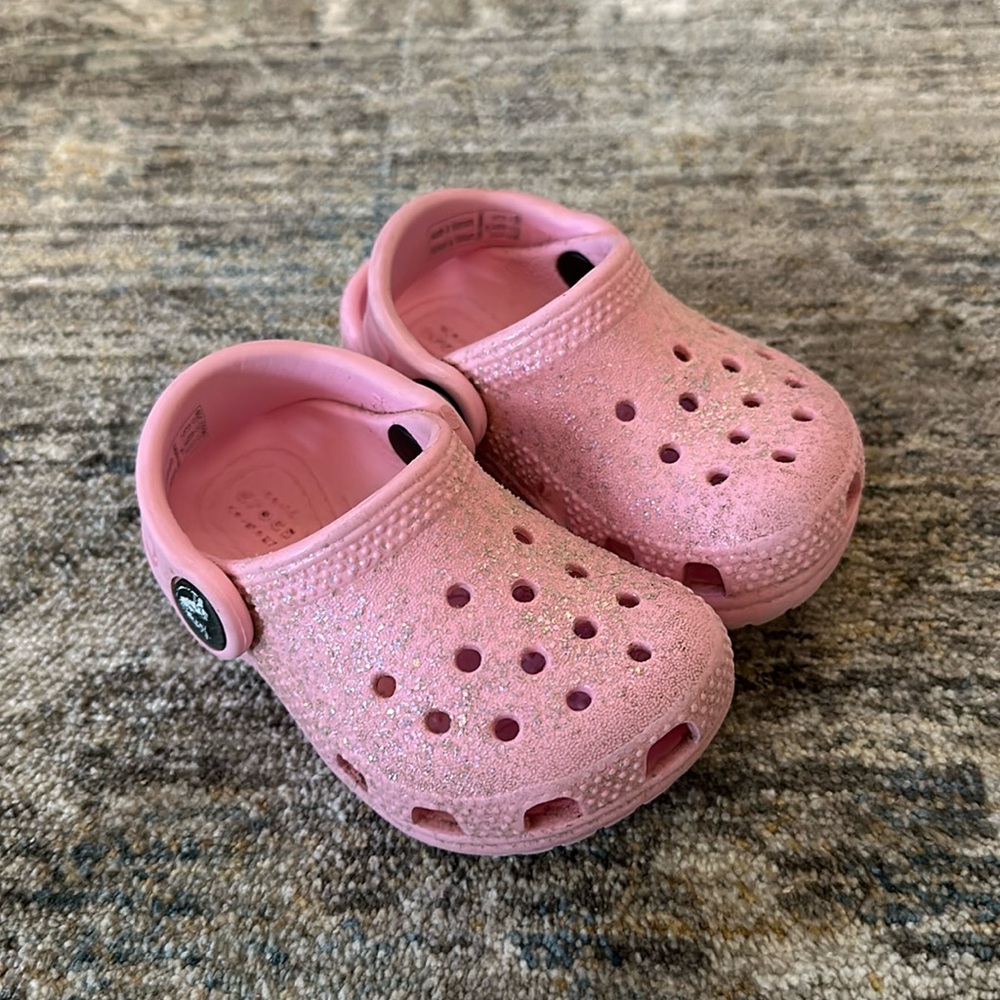 CROCS Kids Pink Glitter Classic Clog